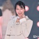 元NMB48白間美瑠、上品バルーンスカート×レースタイツで美脚スラリ 首元リボンがキュート【関コレ2026S/S】 画像
