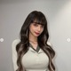 広島カープ小園海斗選手の妻・渡辺リサ「17歳差親子」娘たちとの3ショット公開「口元が似てる」「ママの顔してる」の声 画像