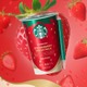 スタバ、チルドカップに「ストロベリークラッシュミルク」全国のファミマに登場 手摘みいちご果汁×練乳ミルクの満足感 画像