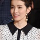 知念里奈、観劇に訪れた「95歳になるおばあちゃん」とのハグショット公開「お祖母様オシャレ」「素敵なお写真」と反響 画像