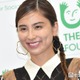 ラブリ、娘とのハグショット公開「美人親子」「口元そっくり」の声 画像