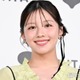 渡邉美穂、美脚際立つ映画「おそ松さん」トト子ちゃん衣装姿が話題「足細すぎます」「画面から出てきたみたい」 画像