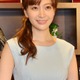 白洲迅の妻・竹内渉、ほっそり二の腕際立つノースリコーデに絶賛の声「憧れのスタイル」「大人カジュアルおしゃれ」 画像