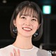 朝ドラ「あんぱん」出演女優、美脚際立つミニワンピ姿に反響「頭身バランスバグってる」「身体の半分以上脚」 画像
