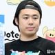 フィッシャーズ・シルクロード「ひぃじいちゃん・ひぃばあちゃんの家へ」息子との2ショット公開「大きくなっててびっくり」「優しいパパの顔してる」と反響 画像