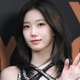 LE SSERAFIMカズハ、大胆美ボディ披露「引き締まったウエストがすごい」「次元が違う美しさ」の声 画像