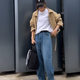 クールにきまる【ユニクロ】ユニセックス服。秋の白Ｔ×デニムも着るだけで洗練シルエットに【40代の毎日コーデ】 画像