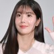 IZ*ONE出身クォン・ウンビ、美ウエスト＆美脚際立つミニ丈コーデに反響「神スタイル」「何頭身？」 画像