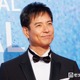 沢村一樹、息子2人との家族ショット公開「イケメンだらけで眼福」「お店にいたら見とれてしまう」と反響 画像