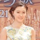 元モー娘。メンバー、美肩際立つオフショルコーデ公開「上目使いにドキドキする」「肩のライン理想的」と反響 画像