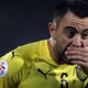 チャビもびっくり！？ACLで20歳GKが「仰天オウンゴール」 画像